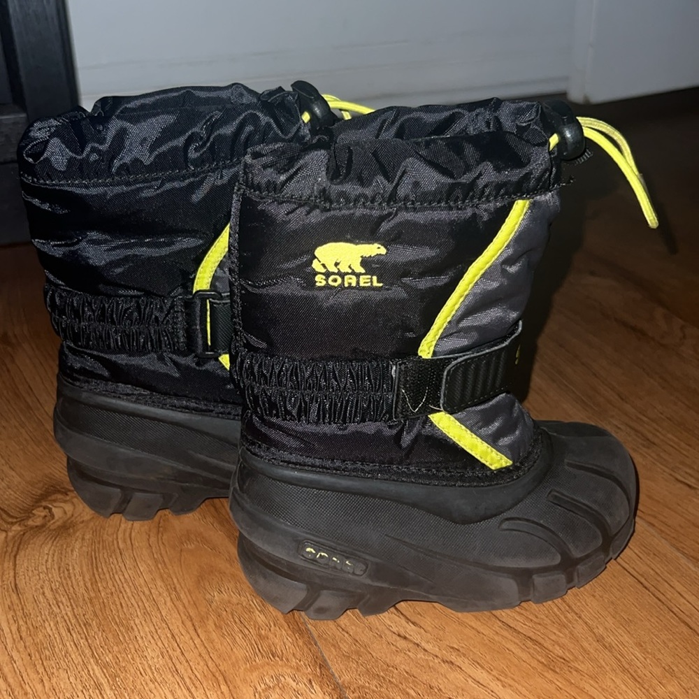 Sorel Flurry Boots - Picture 7 of 8